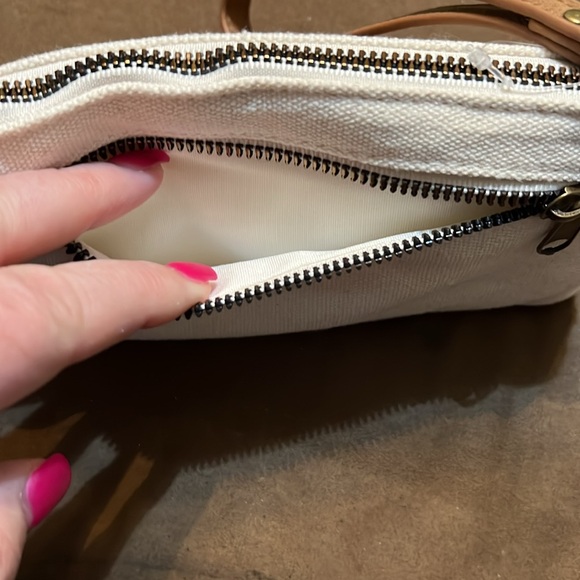 NWT True Craft Wristlet - Picture 3 of 12